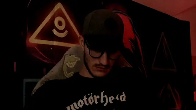 Snapshot of yoyoboy988 chatting on December 2, 2025, 3:29 pm yoyoboy988 online show from December 2, 2025, 3:29 pm