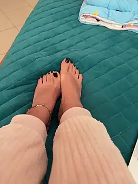 Snapshot of Fatito chatting on February 18, 2026, 2:46 pm Fatito online show from February 18, 2026, 2:46 pm