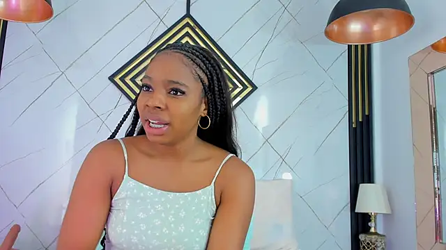 Snapshot of EmilyDiaaz chatting on October 18, 2025, 12:17 pm EmilyDiaaz online show from October 18, 2025, 12:17 pm