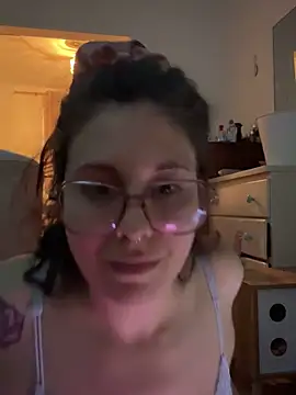 Rosiee69  online show from March 9, 2025, 1:15 pm