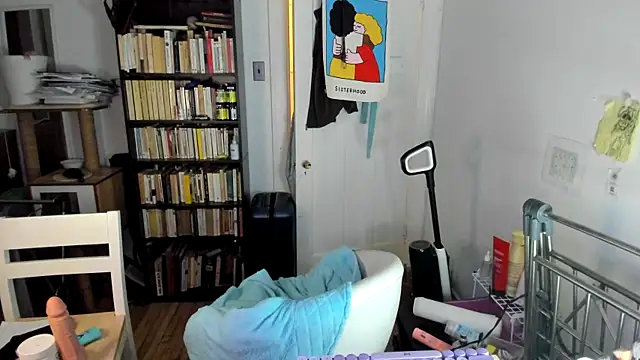 Rosiee69  online show from December 14, 2025, 12:49 am