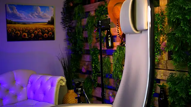 JenniferGraces online show from February 5, 2026, 11:48 am