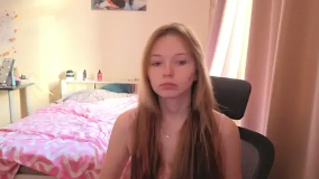 Snapshot of boozekirs_ chatting on November 20, 2025, 5:29 am boozekirs online show from November 20, 2025, 5:29 am