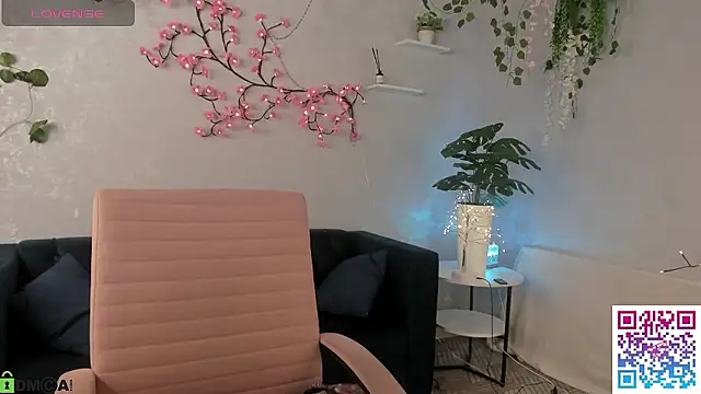 Snapshot of boozekirs_ chatting on January 19, 2026, 3:21 am boozekirs online show from January 19, 2026, 3:21 am