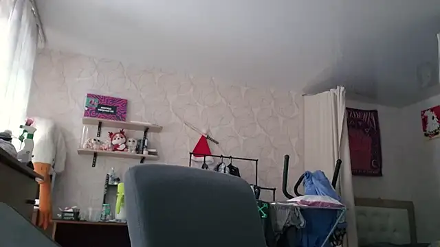 Snapshot of boozekirs_ chatting on February 9, 2026, 4:05 am boozekirs online show from February 9, 2026, 4:05 am