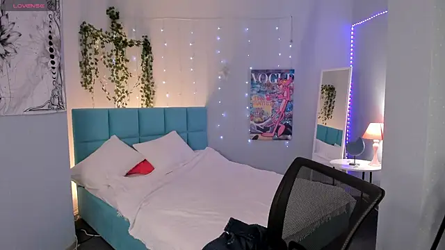 Snapshot of boozekirs_ chatting on March 18, 2026, 2:58 am boozekirs online show from March 18, 2026, 2:58 am