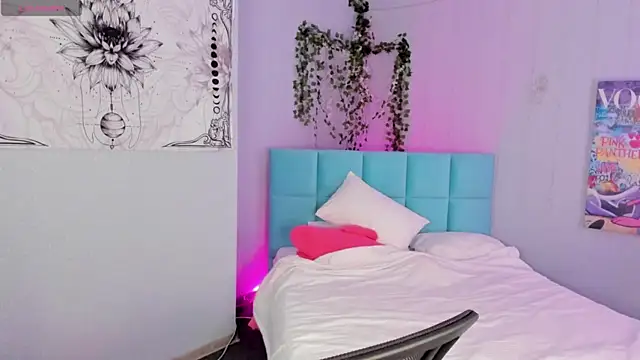 Snapshot of boozekirs_ chatting on March 23, 2026, 2:59 am boozekirs online show from March 23, 2026, 2:59 am