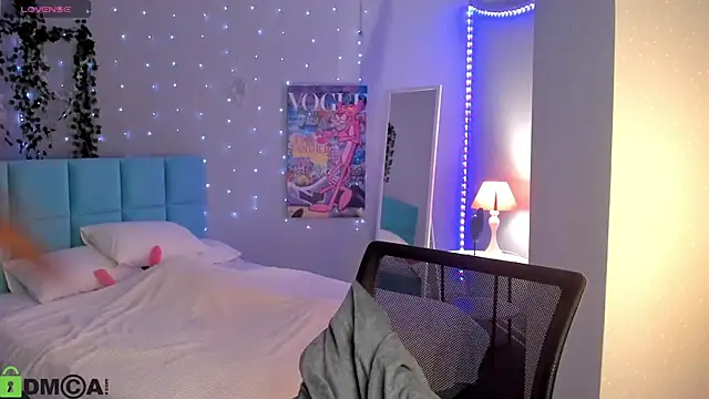 Snapshot of boozekirs_ chatting on April 1, 2026, 2:56 am boozekirs online show from April 1, 2026, 2:56 am