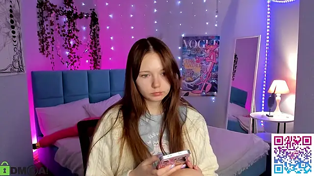 Snapshot of boozekirs_ chatting on April 13, 2026, 3:01 am boozekirs online show from April 13, 2026, 3:01 am