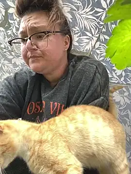 HTXBELLE online show from February 15, 2026, 6:59 pm