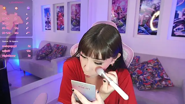 Snapshot of SaharaKramer chatting on March 14, 2025, 1:37 am SaharaKramer online show from March 14, 2025, 1:37 am