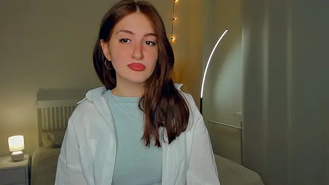 Snapshot of VesnuWka chatting on February 21, 2025, 1:11 pm VesnuWka online show from February 21, 2025, 1:11 pm