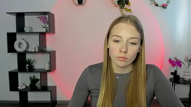 AnnNorriss online show from March 12, 2025, 12:57 pm