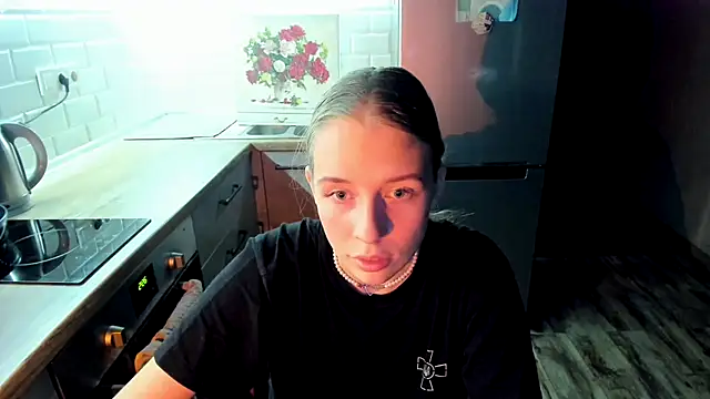 Snapshot of AnnNorriss chatting on October 16, 2025, 6:42 pm AnnNorriss online show from October 16, 2025, 6:42 pm