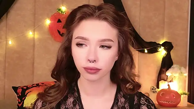 Snapshot of Sierra_Fane chatting on October 25, 2025, 5:59 am Sierra Fane online show from October 25, 2025, 5:59 am