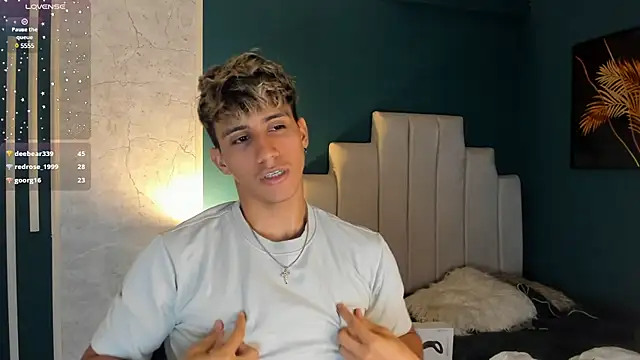 Allex Cano online show from March 3, 2025, 9:22 am