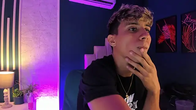 Allex Cano online show from March 5, 2025, 9:16 am