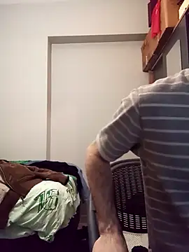 Snapshot of raskolnikovw chatting on February 13, 2026, 8:38 pm raskolnikovw online show from February 13, 2026, 8:38 pm