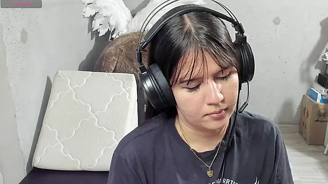 brii69 online show from March 20, 2025, 11:34 pm