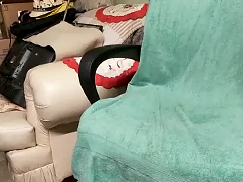 Snapshot of calme_odl1 chatting on February 24, 2025, 12:09 am calme odl1 online show from February 24, 2025, 12:09 am