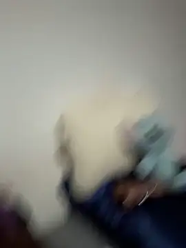 Snapshot of lola__med chatting on October 11, 2025, 2:59 pm lola med online show from October 11, 2025, 2:59 pm