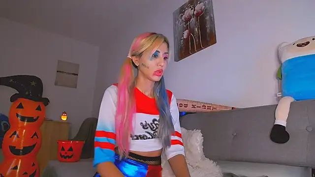 Snapshot of SweetJessy26 chatting on October 31, 2025, 6:42 pm SweetJessy26 online show from October 31, 2025, 6:42 pm