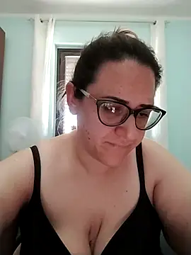 Dolcecurvy online show from July 5, 2026, 1:51 pm