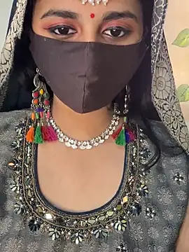 Dishasarmaa05 online show from March 3, 2026, 5:08 pm