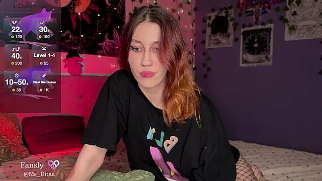 Snapshot of Dita_Redrum chatting on October 15, 2025, 9:37 pm Dita Redrum online show from October 15, 2025, 9:37 pm