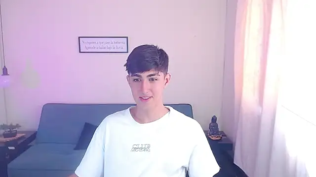 babymaik online show from March 1, 2025, 4:33 pm