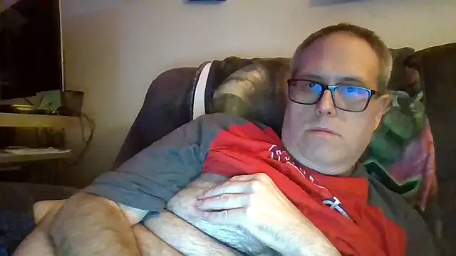 Snapshot of Smallone327 chatting on September 14, 2025, 4:44 am Smallone327 online show from September 14, 2025, 4:44 am