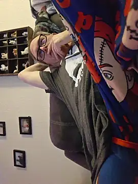 Snapshot of Smallone327 chatting on March 8, 2026, 5:11 am Smallone327 online show from March 8, 2026, 5:11 am