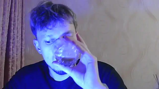 frama666 online show from November 24, 2025, 7:02 pm