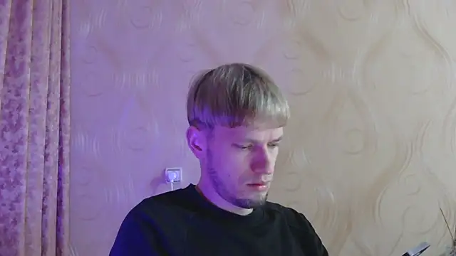 frama666 online show from February 18, 2026, 9:33 pm