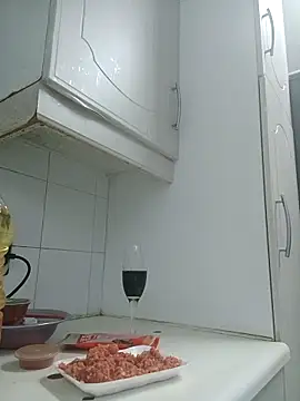 Snapshot of xxTatiannaxx chatting on March 18, 2025, 4:04 pm xxTatiannaxx online show from March 18, 2025, 4:04 pm