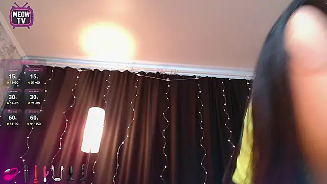 miyakimi0101 online show from February 17, 2026, 3:36 am