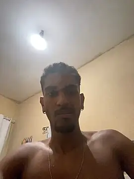 Snapshot of ldkzinnn chatting on March 6, 2025, 2:51 am ldkzinnn online show from March 6, 2025, 2:51 am