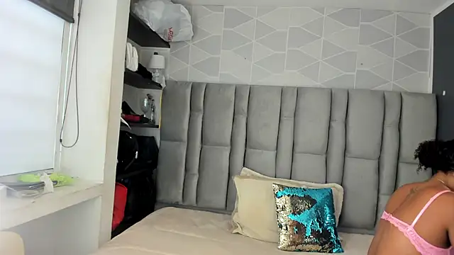 Natasha rose   online show from November 18, 2025, 7:40 pm