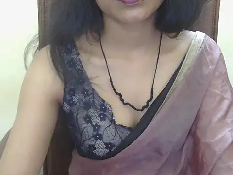 Snapshot of Cute_Pihu01 chatting on October 1, 2025, 6:14 pm Cute Pihu01 online show from October 1, 2025, 6:14 pm