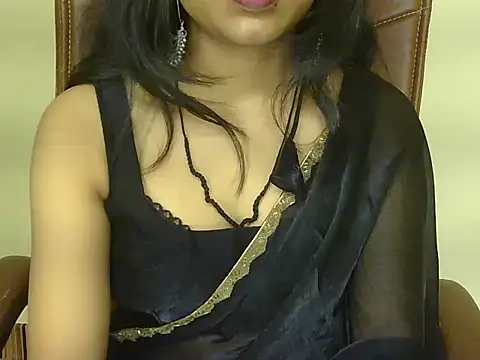 Snapshot of Cute_Pihu01 chatting on October 27, 2025, 5:17 pm Cute Pihu01 online show from October 27, 2025, 5:17 pm