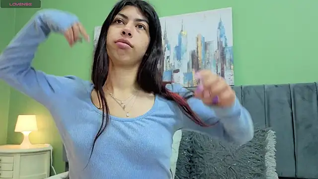 Snapshot of Cassie_bloom chatting on March 13, 2026, 3:35 am Cassie bloom online show from March 13, 2026, 3:35 am