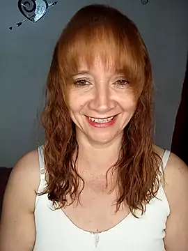 Snapshot of chanel-2025 chatting on March 10, 2026, 1:32 am chanel-2025 online show from March 10, 2026, 1:32 am