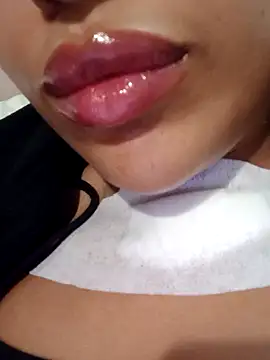 Sexlove1xo online show from October 25, 2025, 1:40 pm