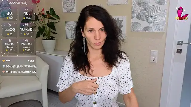 Snapshot of mylady_xenia chatting on September 30, 2025, 2:55 pm mylady xenia online show from September 30, 2025, 2:55 pm