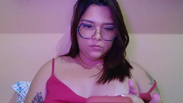 Snapshot of GoddessChaar chatting on December 20, 2025, 3:57 am GoddessChaar online show from December 20, 2025, 3:57 am