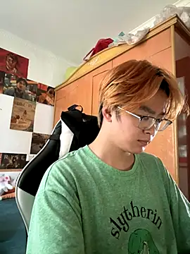 Snapshot of Anson0722 chatting on October 2, 2025, 9:27 am Anson0722 online show from October 2, 2025, 9:27 am