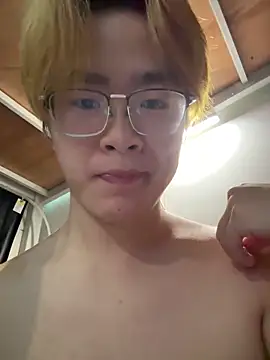 Snapshot of Anson0722 chatting on October 8, 2025, 3:20 pm Anson0722 online show from October 8, 2025, 3:20 pm