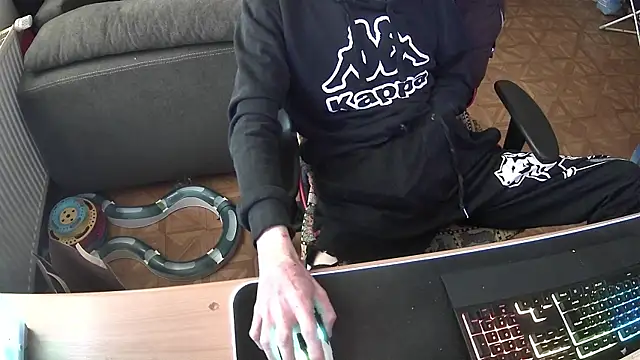 Snapshot of DerGeileLoveboy chatting on November 9, 2025, 11:41 am DerGeileLoveboy online show from November 9, 2025, 11:41 am