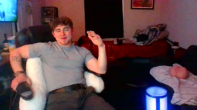 JCstrings online show from February 26, 2025, 5:42 am