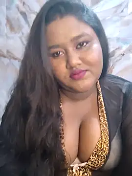 horny diana online show from April 3, 2026, 4:49 pm